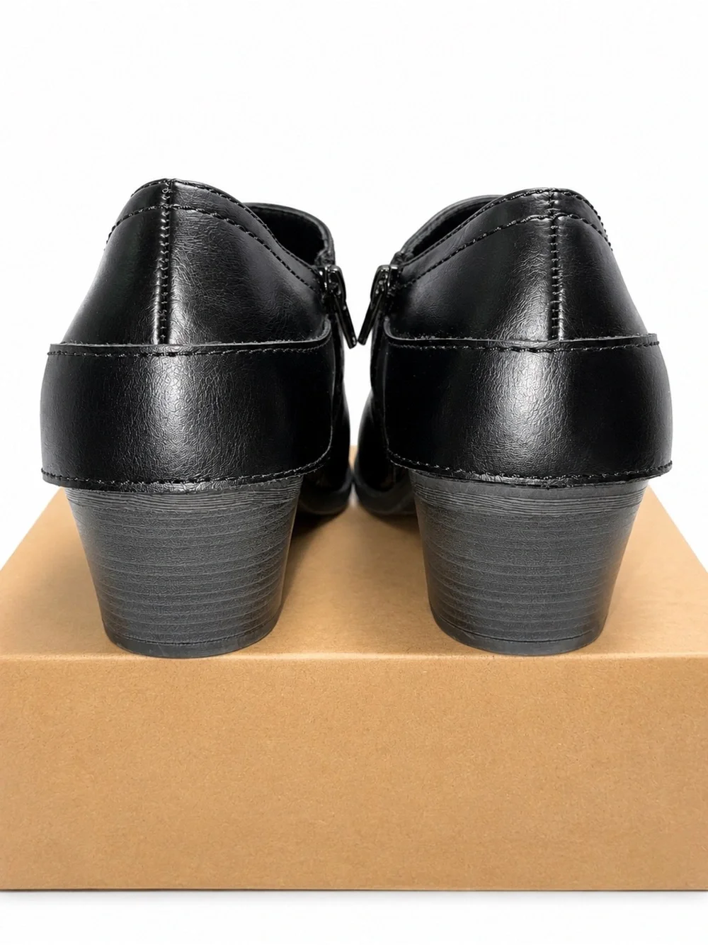 Frye & Co. Berlyn Black Faux Leather Buckle Ankle Booties Women’s Size 9M